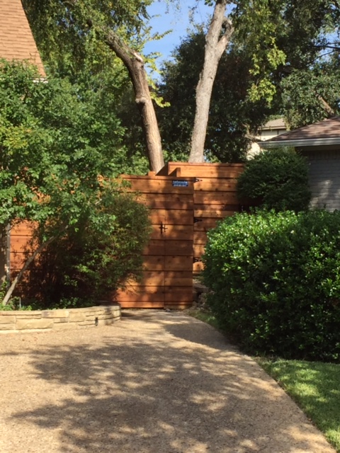 dallas-wood-fence-1 garden fence contractor